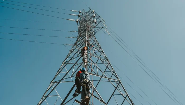PLN Catat Penurunan Gangguan Listrik, Keandalan Pasokan Meningkat Sepanjang 2024