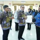 Bupati didampingi Wakil Bupati Jeneponto Serahkan SK PPPK Tahap I bagi 164 Formasi 2024