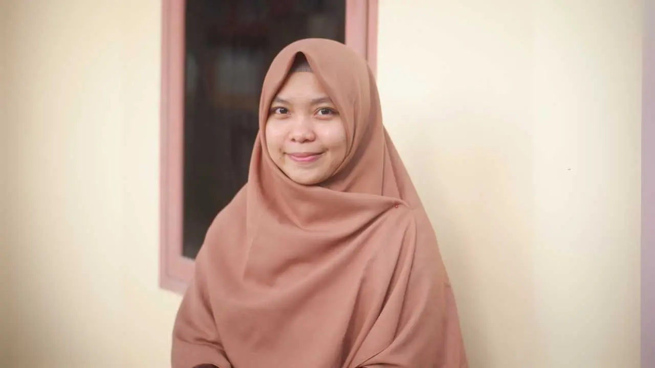Jumriah, S.Pd. (Aktivis Muslimah)