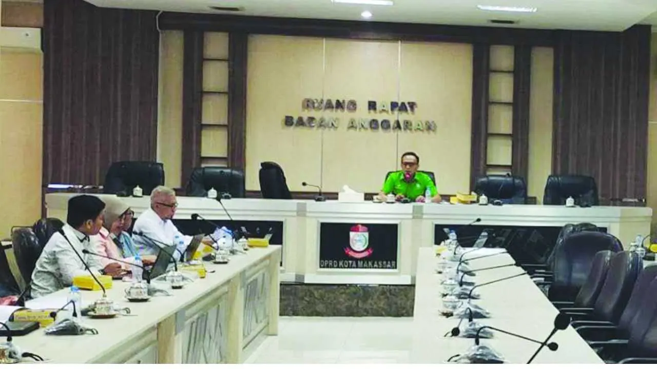 Bapemperda DPRD Makassar Bahas Ranperda Hak Keuangan Dewan, Fokus Dorong Kinerja dan Dukung Pesantren