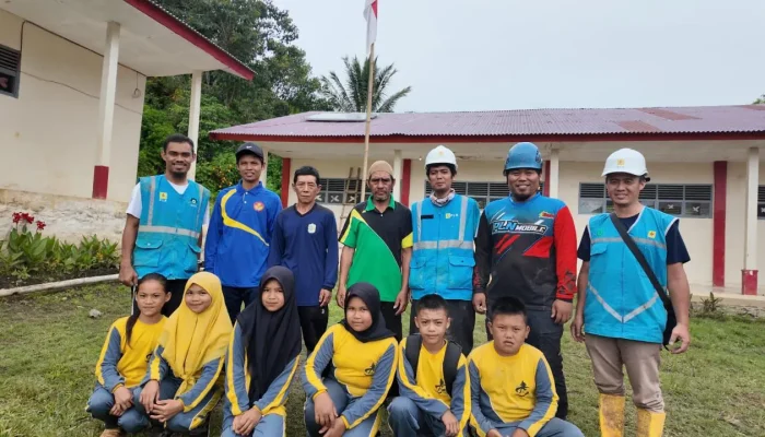 PLN Hadirkan Listrik di 2 Sekolah Terpencil Luwu Utara Lewat Inovasi SuperSUN