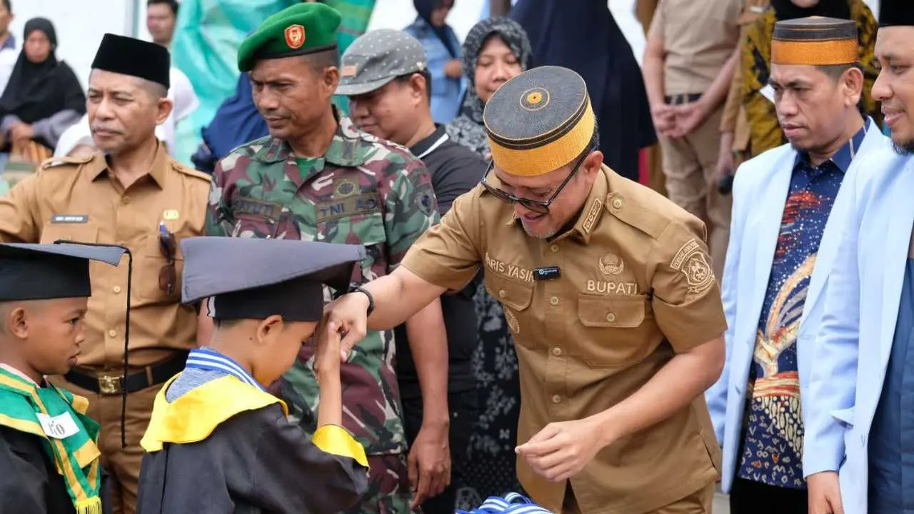 LPPTKA BKPRMI Jeneponto Wisuda 1.022 Anak Satri dan Santriwati 2 LPPTKA BKPRMI Jeneponto Wisuda 1.022 Anak Satri dan Santriwati