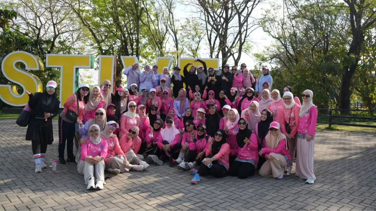 PKK, Dekranasda, dan Bunda PAUD Makassar Kompak Gelar Senam Sehat dan Cek Kesehatan Gratis di Summarecon