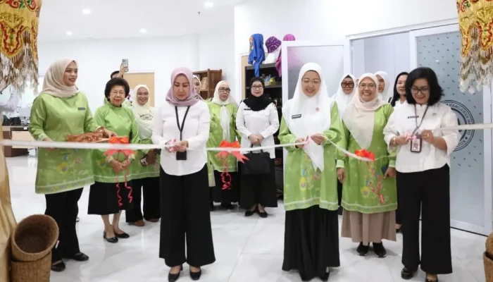 Ruang Jahit Dekranasda Resmi Dibuka, Perempuan Makassar Didorong Tampil di Pasar Global
