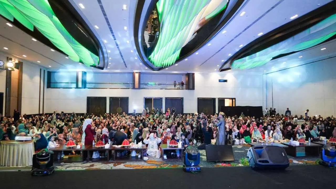 Ribuan Warga Antusias Ikuti Muharram Fest 2025 Bersama PLN Mobile di Makassar