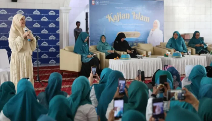 TP PKK Makassar Gelar Kajian Islami Bersama Hj. Dewi Yull: “Semua Hanya Titipan”