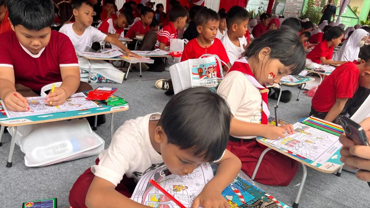 Pertamina Enduro Ajak Siswa SD Mewarnai, Pemenang Bisa Nonton MotoGP Mandalika