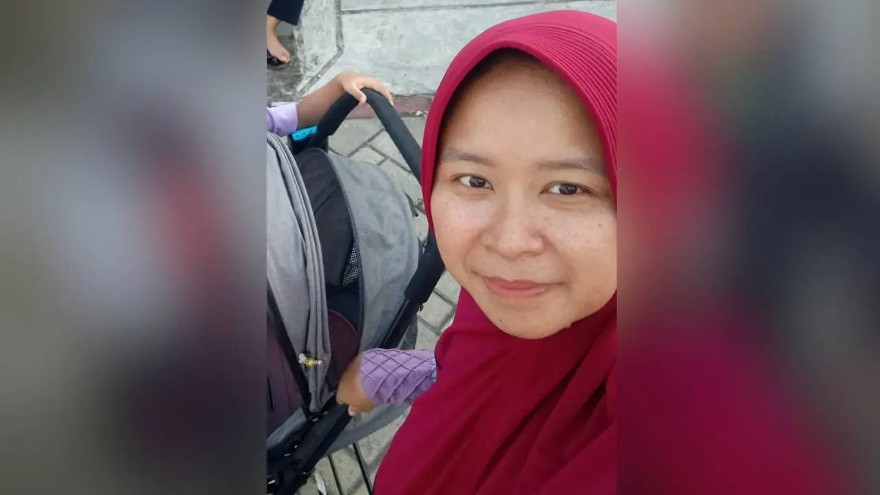 Leny Agustin, S.Pd (Aktivis Muslimah)