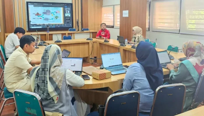 FKM Unhas Gelar Kuliah Tamu Internasional Bahas Kesehatan dan Lingkungan