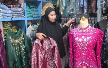 Fia dan Gaun-Gaun Mimpinya