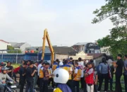 Jum’at Bersih di Waduk Tunggu Pampang, Warga dan Pemkot Makassar Angkat Eceng Gondok