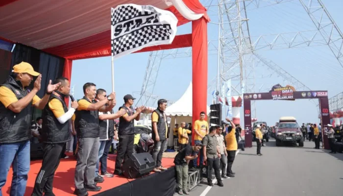 Wali Kota Makassar Bersama Gubernur dan Kapolda Sulsel, Lepas Peserta Merdeka Off Road Peduli IV
