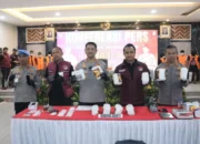 Pasangan Kekasih Jadi Kurir, Polisi Bongkar 13,3 Kg Sabu di Makassar