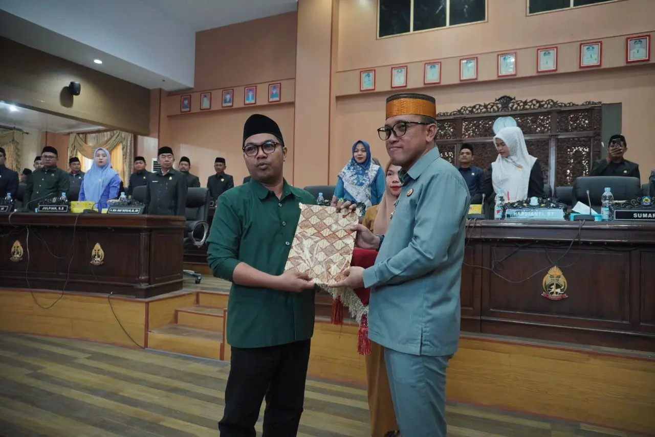 Serahkan Rancangan KUPA-PPAS Perubahan APBD 2025, Begini Harapan Bupati Jeneponto
