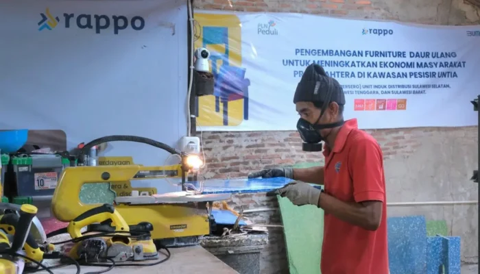 PLN UID Sulselrabar Gandeng Rappo Indonesia Kurangi Sampah Plastik di Pesisir Makassar