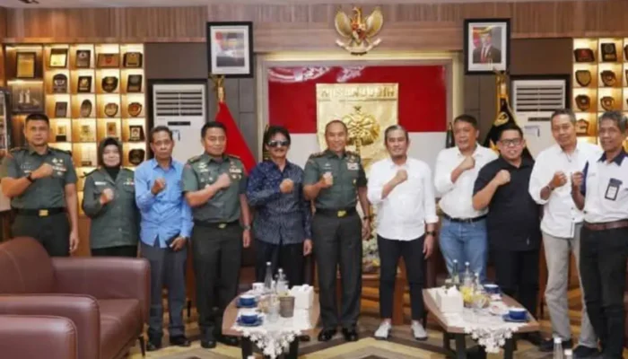 PWI Sulsel Silaturahmi ke Pangdam XIV Hasanuddin, Bahas Bela Negara hingga Isu Sosial