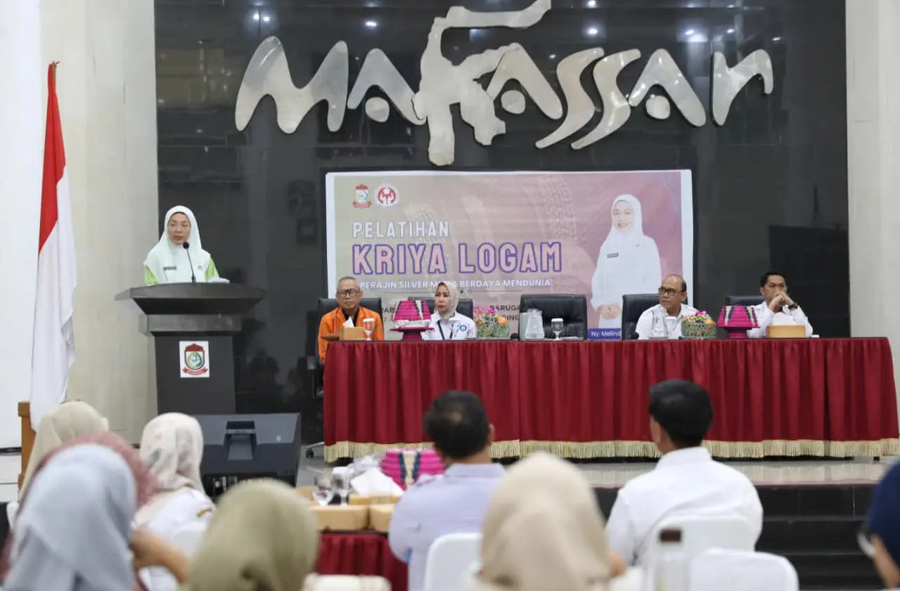 Dekranasda Makassar Latih Perajin Perak, Siapkan Produk Tembus Pasar Global