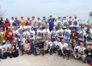 Bupati Pangkep Tanam 20 Ribu Mangrove di Pesisir Biring Kassi