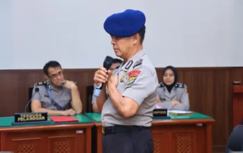 Bripka Rohmat Dijatuhi Sanksi, Sampaikan Penyesalan dan Maaf ke Keluarga Affan 4 Bripka Rohmat Dijatuhi Sanksi, Sampaikan Penyesalan dan Maaf ke Keluarga Affan