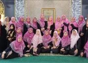 Majelis Taklim Al Ikhlas Prima Griya Peringati Maulid Nabi di Manggala