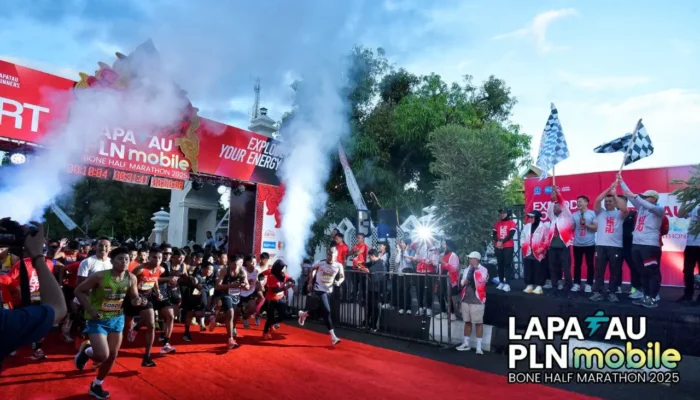 Lapatau PLN Mobile Bone Half Marathon 2025 Gaungkan Energi Ramah Lingkungan