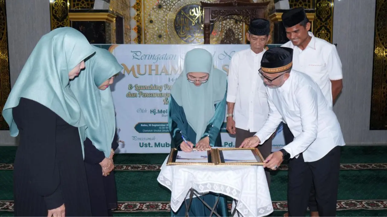 Gerakan Literasi Berbasis Masjid Resmi Dimulai, Melinda Aksa Kukuhkan Program Perpustakaan Masjid