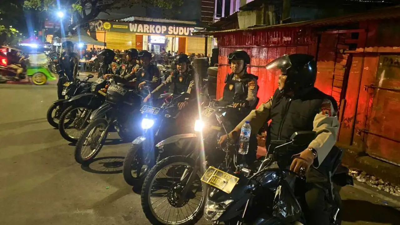 Patroli Perintis Presisi Samapta Polrestabes Makassar Amankan Titik Rawan Kriminalitas
