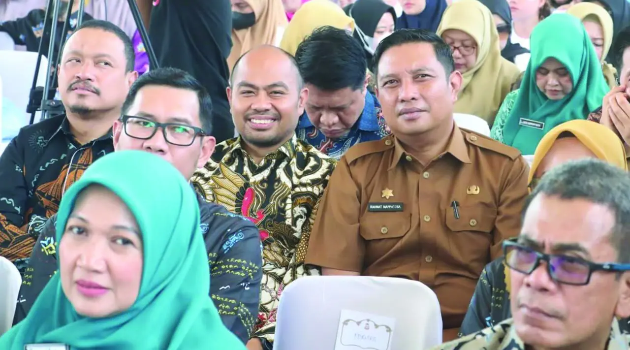 Plt Sekretaris DPRD Makassar Hadiri Peringatan Harganas ke-32 di Karebosi