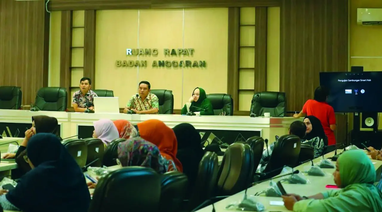 Sekretariat DPRD Makassar Gelar Sosialisasi Portal DPRD untuk Perkuat Transparansi 2 Sekretariat DPRD Makassar Gelar Sosialisasi Portal DPRD untuk Perkuat Transparansi
