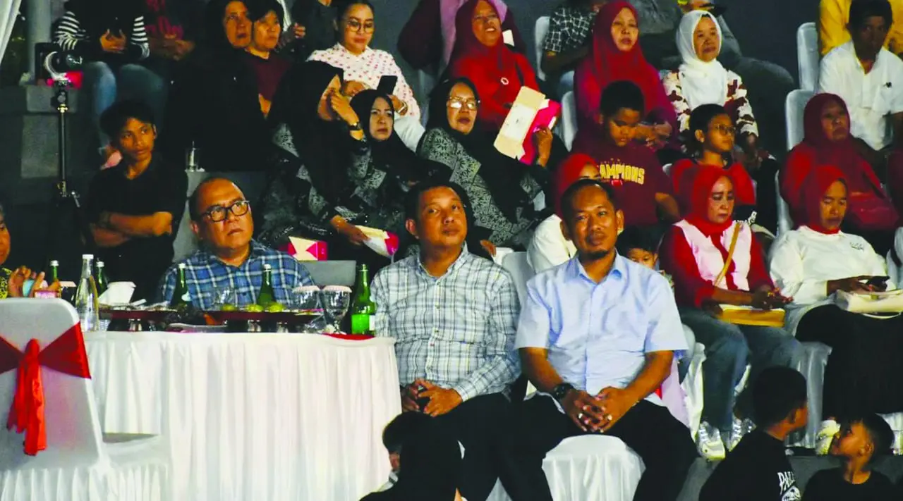 Plt Sekwan Makassar Hadiri Pesta Rakyat Ujung Pandang, Wali Kota Tekankan Peran Strategis Kecamatan