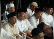 Camat Ujung Pandang Hadiri Maulid Akbar Paotere, Ribuan Warga Padati Dermaga