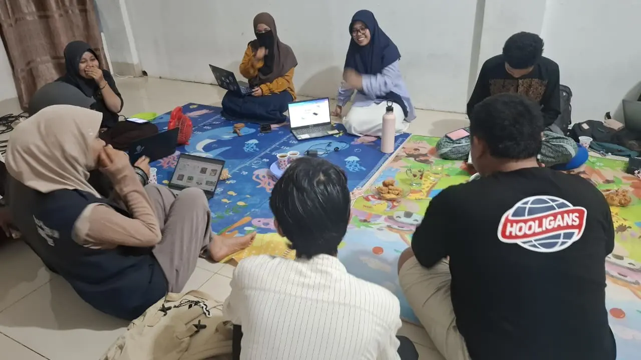 HIMATEPA Unhas Bekali Pemuda Desa Nisombalia Keterampilan Digital Marketing Lewat Canva
