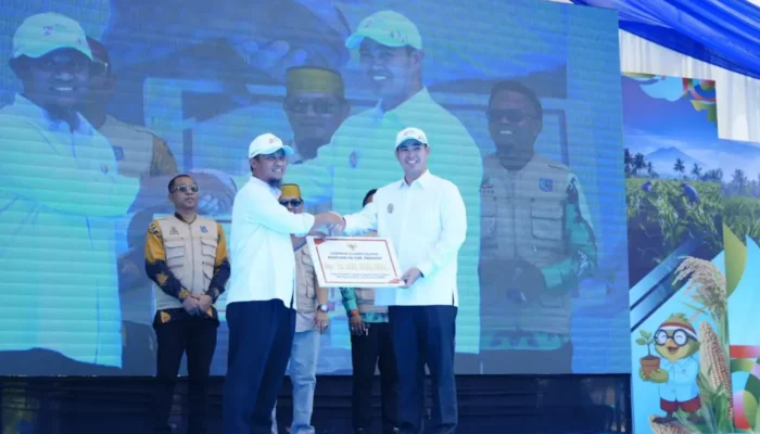 Pemkab Pangkep Terima  Bantuan Rp15 Miliar dari Pemprov Sulsel