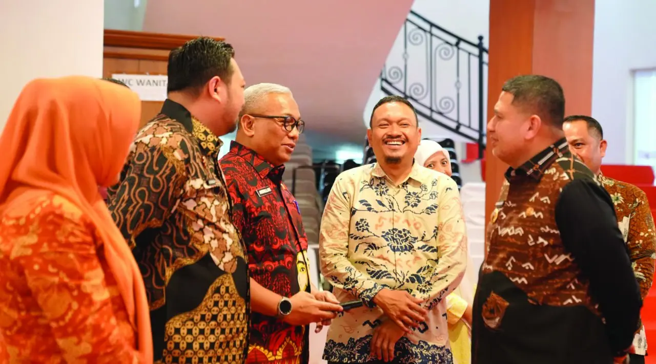 Kepala Dinas Pertanahan Makassar Dampingi Wali Kota Hadiri Kunker Mendagri di Sulsel