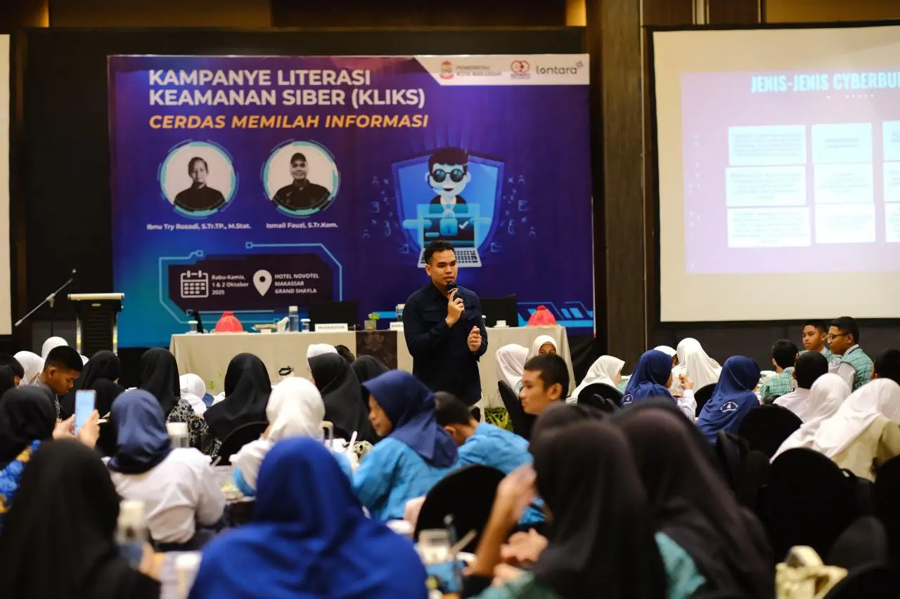 Diskominfo Makassar Gelar Kampanye Literasi Siber untuk Siswa SMP