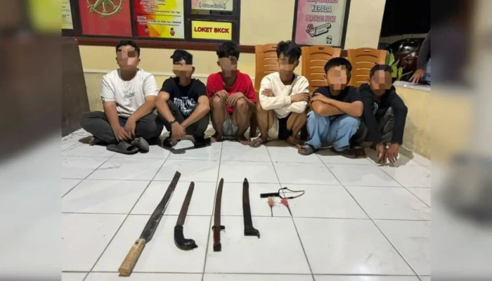 Enam Remaja Pesta Miras di TPU Borong Diciduk Polisi, Sajam dan Busur Disita