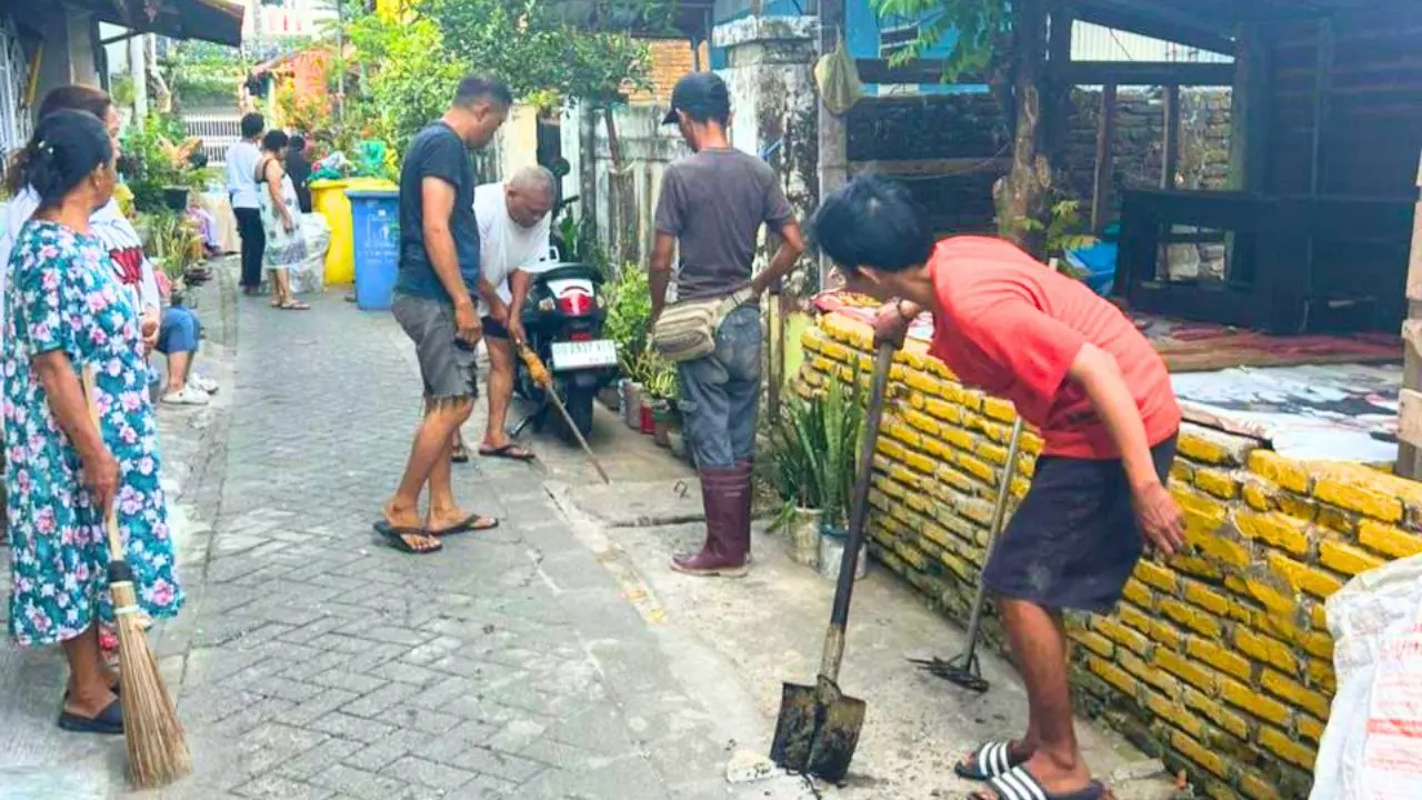 Gotong Royong di Pampang, Pemuda dan Warga Bergerak Bersama