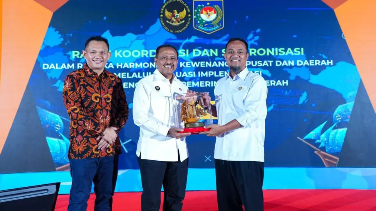 Gubernur Sulsel Dorong Harmonisasi Pusat-Daerah dalam Rakor Kemenko Polkam di Makassar