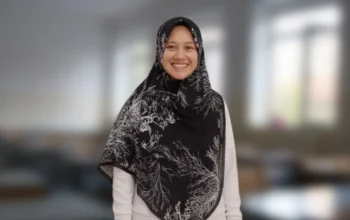 Gaji Guru PPPK Minim, Islam Punya Mekanisme Adil 4 Ika Rini Puspita (Guru & Penulis Buku ‘Negeri ½’)