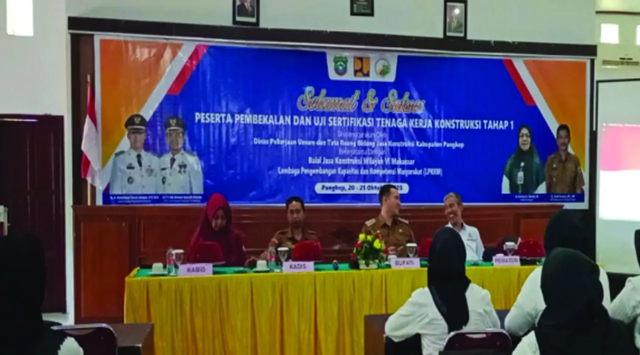 Bupati Yusran Buka Pembekalan dan Uji Sertifikasi K3 Tenaga Kosntruksi