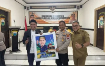 Bupati dan Kapolres Terima Anggota Komisi III DPR RI Rudianto Lallo Saat Reses di Polres Jeneponto 8 Bupati dan Kapolres Terima Anggota Komisi III DPR RI Rudianto Lallo Saat Reses di Polres Jeneponto
