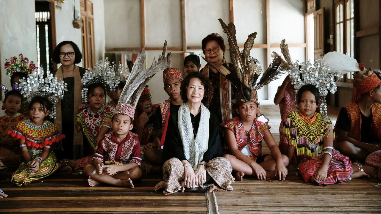 Kolaborasi Yayasan Kawan Lama dan CTI Angkat Tenun Dayak Iban ke Dunia Fashion Nasional 2 Curi di Rumah Warga, Buruh Harian di Makassar Nyaris Diamuk Massa