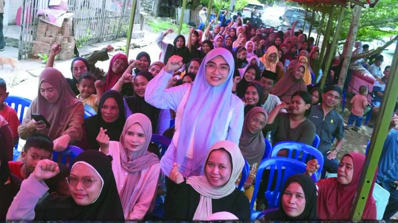 Warga Barombong Keluhkan KIS dan Bantuan Sosial Tidak Merata di Reses Budi Hastuti