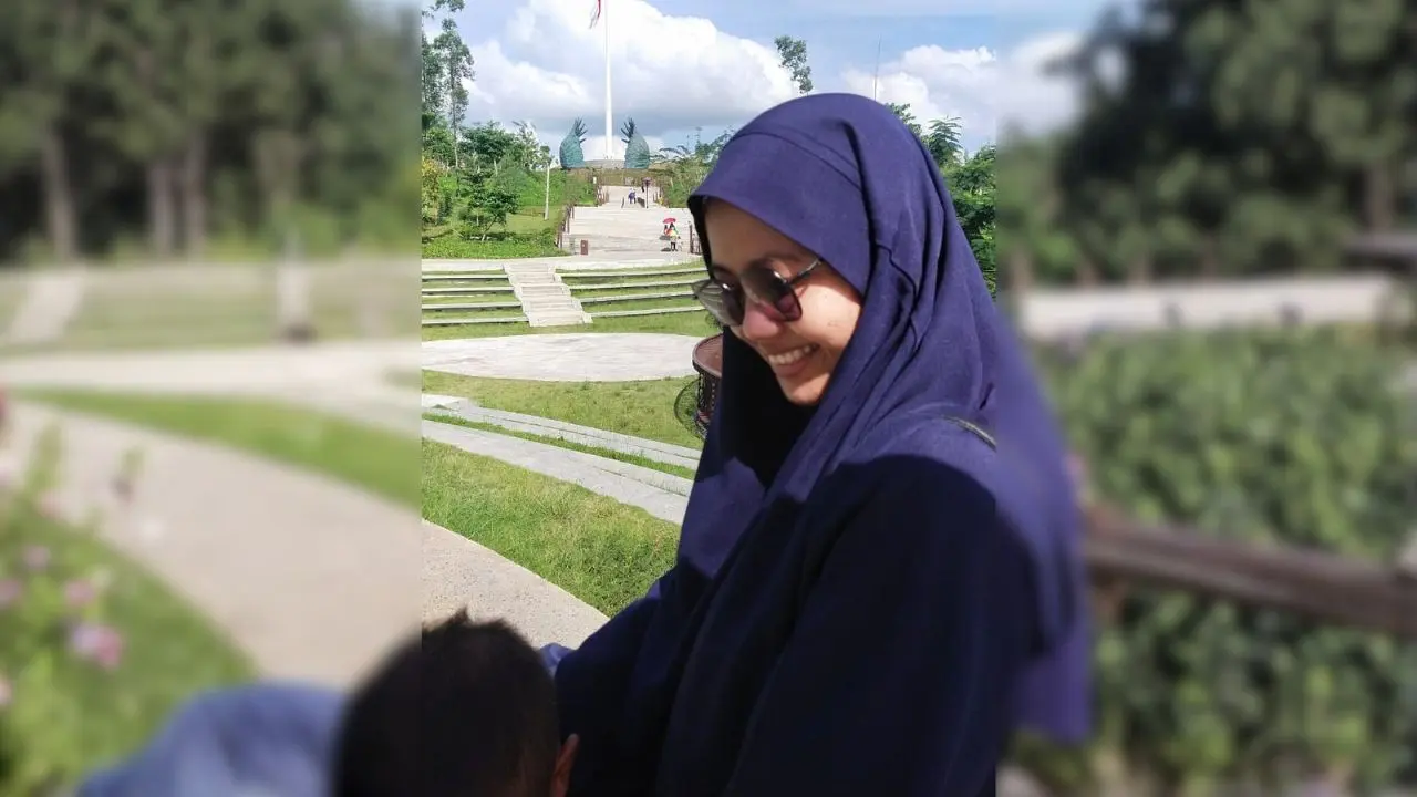 Agustina Eka Wardani (Aktivis Dakwah dan Pemerhati Sosial)