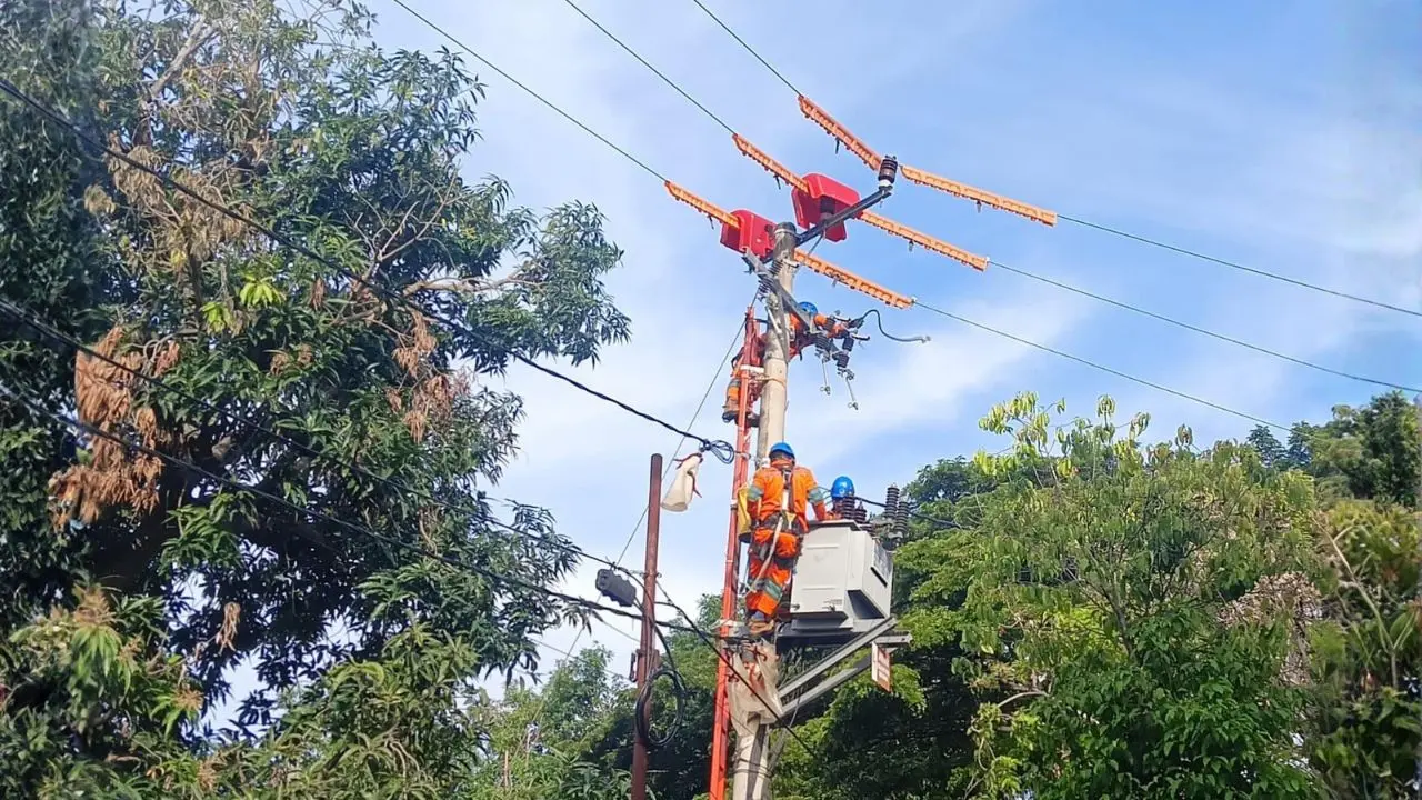 PLN Siagakan 2.278 Personel Hadapi Cuaca Ekstrem di Sulsel dan Sulbar