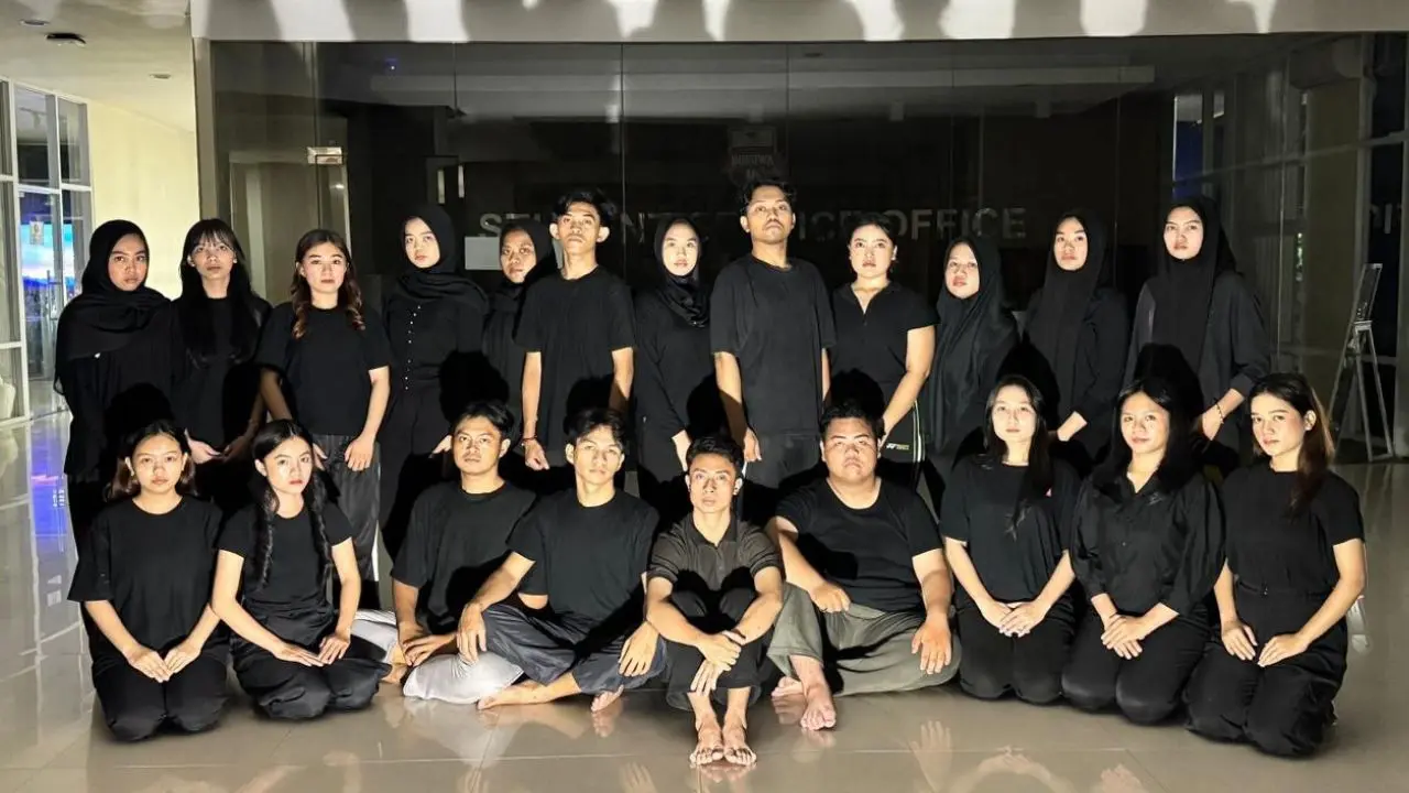 LKM Unibos Angkat Kekayaan Budaya Sulawesi Selatan Lewat Pentas Pengukuhan