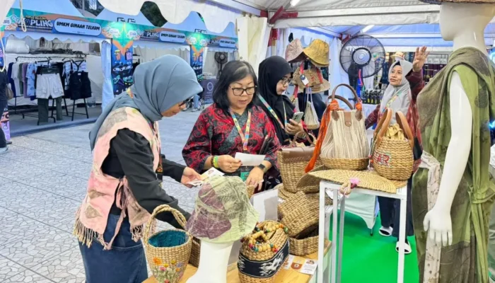 UMKM Binaan PLN UID Sulselrabar Bersinar di Festival KOPLING 2025 Jakarta