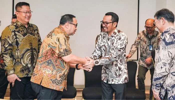 Distribusi Energi Kian Stabil, Pertamina Patra Niaga dan Hino Teken MoU Perawatan Armada