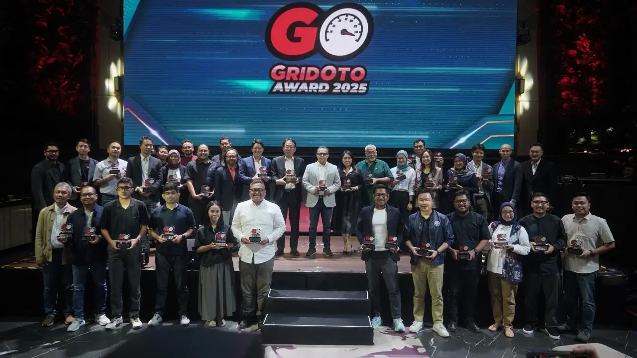 Tyranno Dinobatkan sebagai Motor Listrik Terbaik 2025, Indomobil eMotor Catat Antusiasme Pasar Tinggi 2 Tyranno Dinobatkan sebagai Motor Listrik Terbaik 2025, Indomobil eMotor Catat Antusiasme Pasar Tinggi