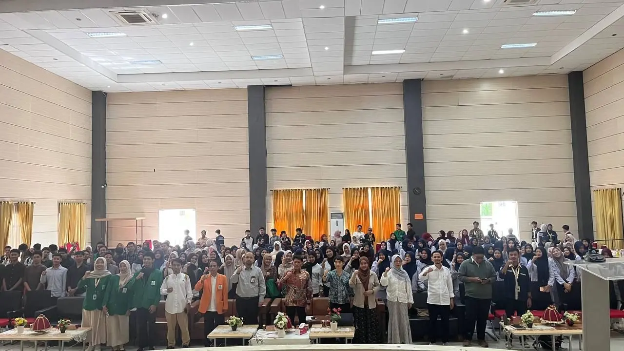 HMJ Perbankan Syariah UINAM Gelar Seminar Internasional Bahas Penguatan Ekonomi Syariah di Tengah Ketidakpastian Global